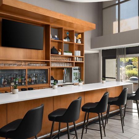Springhill Suites By Marriott Seattle Issaquah Exterior photo